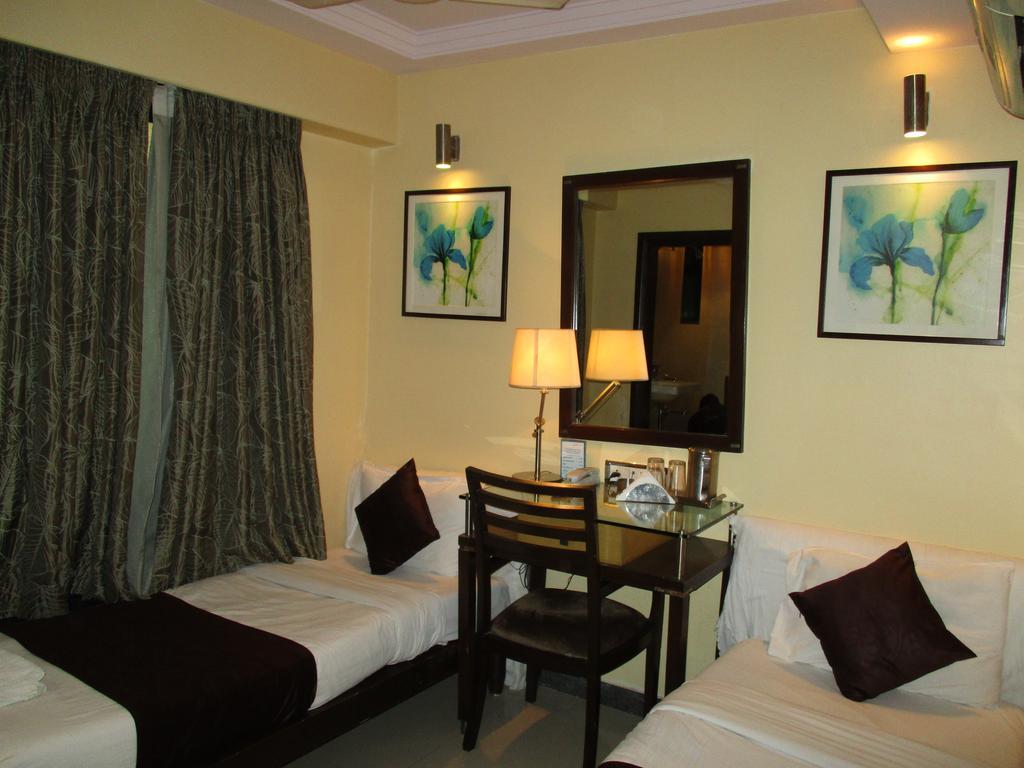 Hotel Sapna Marine Мумбаи Экстерьер фото