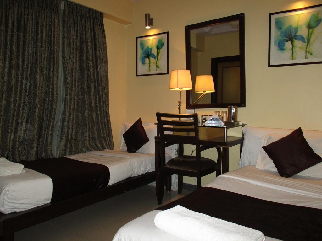 Hotel Sapna Marine Мумбаи Экстерьер фото